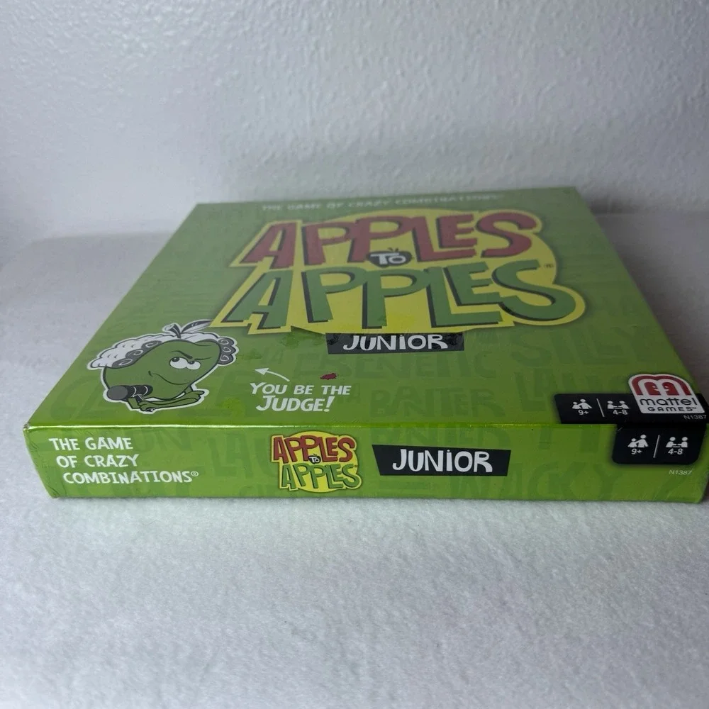 Mattel Apples to Apples Junior The Game of Crazy Comparisons Card Game Kids